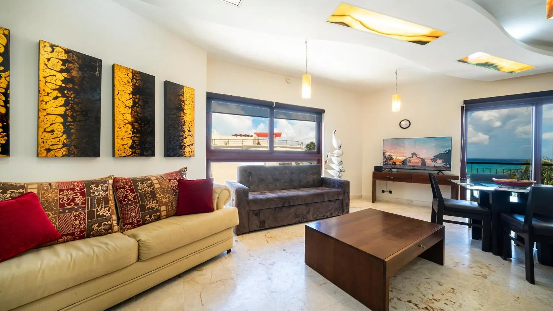 Beachfront 1 Bedroom Condo - El Faro, Surf 407 Playa del Carmen Prázdninový dům